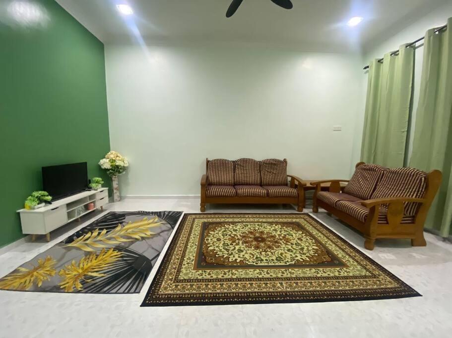 Homestay Kak Tiy Kuala Terengganu Dış mekan fotoğraf